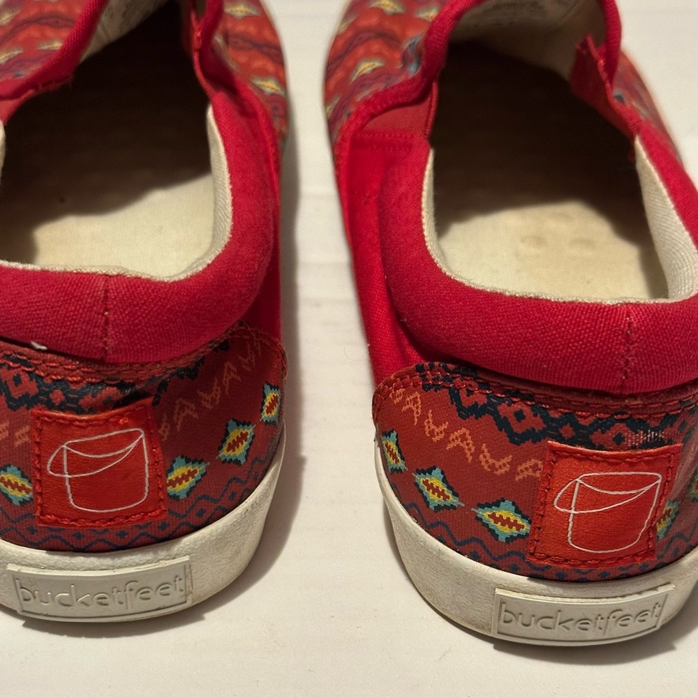 Bucket Feet Women’s Slip-On Sneakers in Red Aztec Pattern - Picture 4 of 5